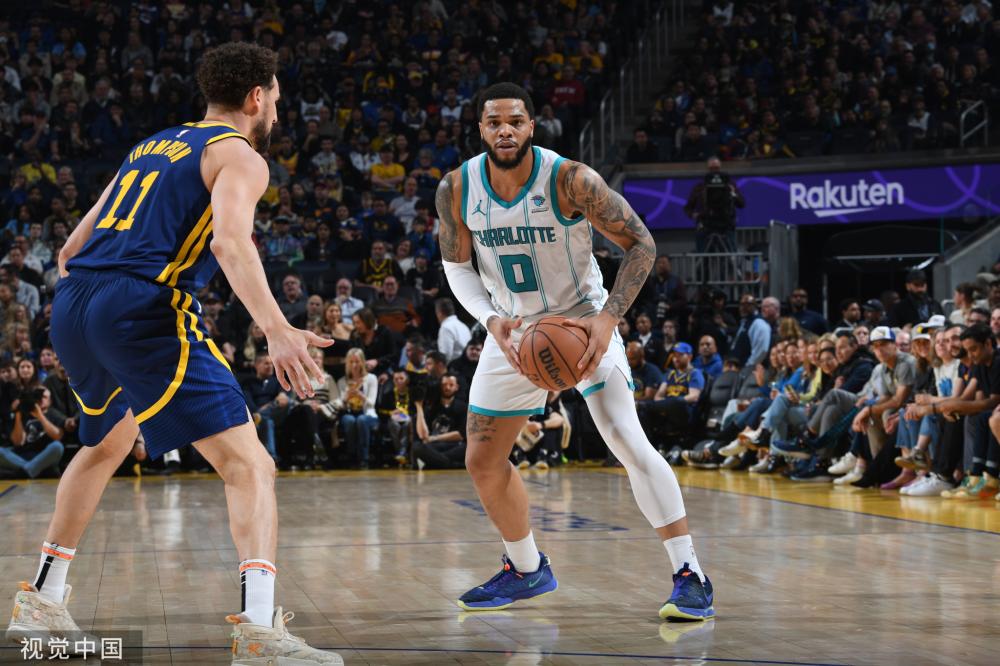 都占据了绝 都占据了绝