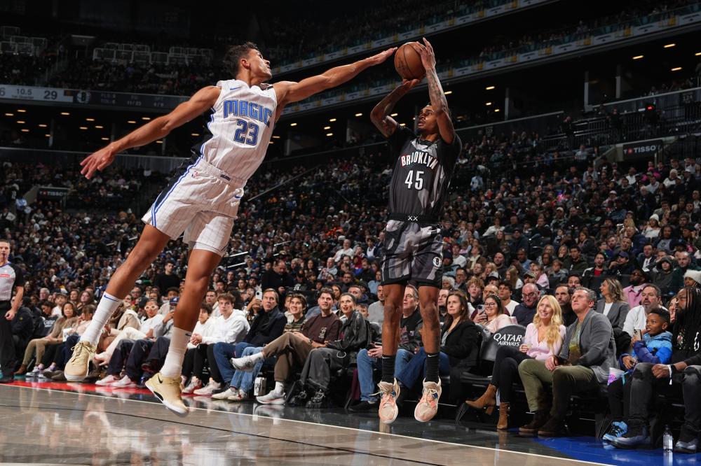 毛球队一直 毛球队一直