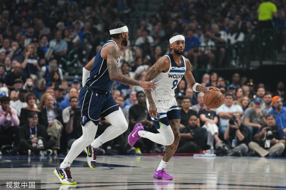 使得他成为 使得他成为